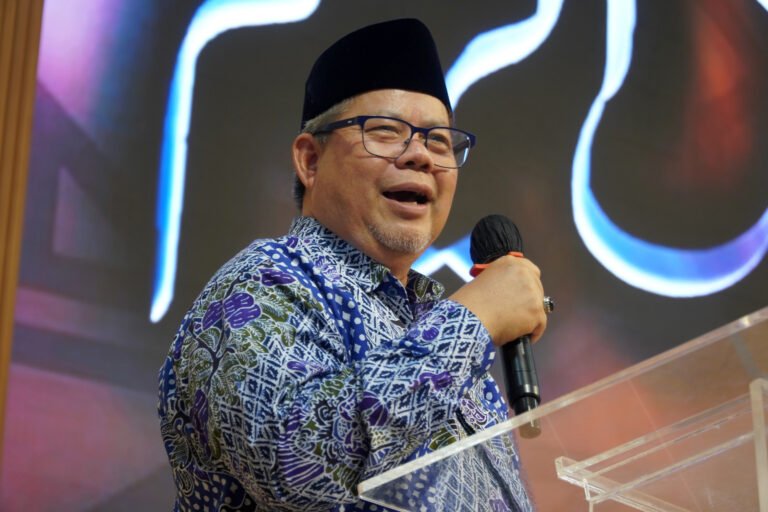 Prof. Dr. Sukro Muhab, M.Si (Dewan Pengawas JSIT Indonesia)