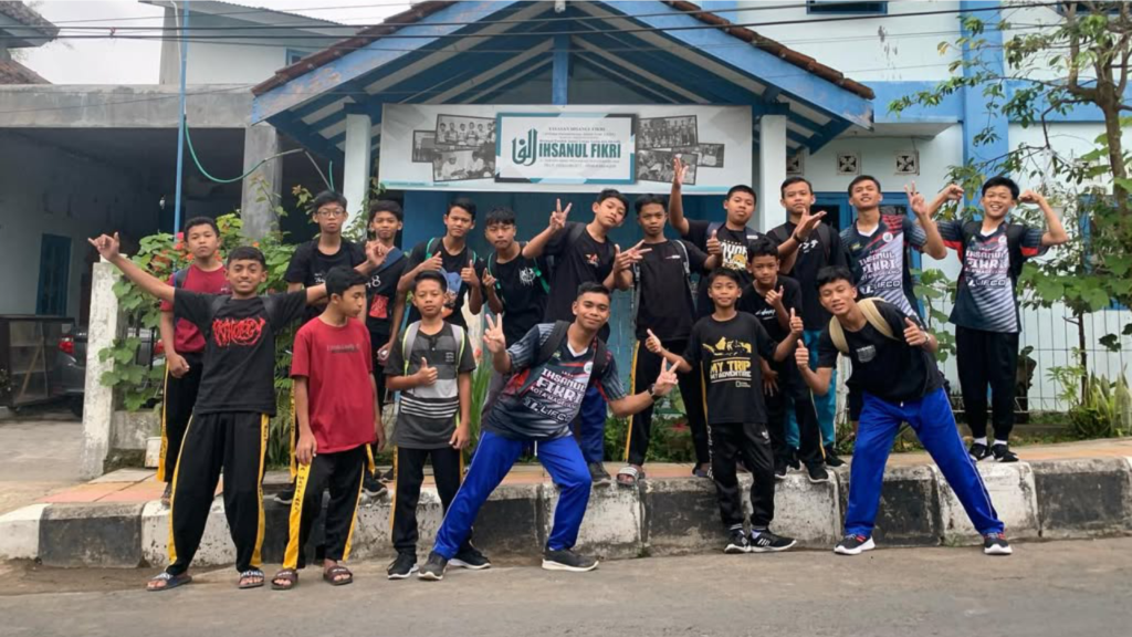 Keceriaan santri LKSA Ihsanul Fikri