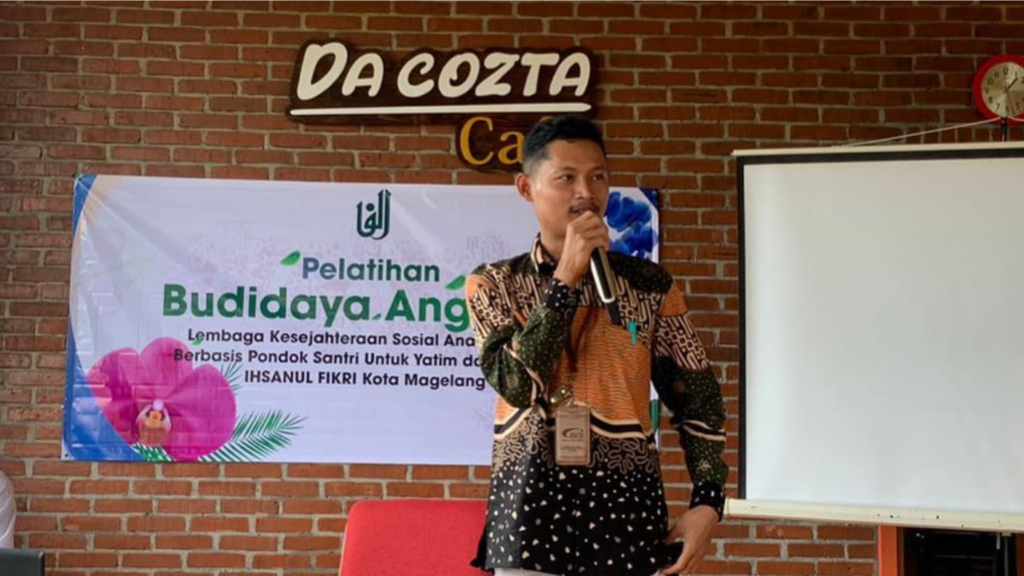 Pelatihan Budidaya Anggrek oleh LAZ DKD Kota Magelang