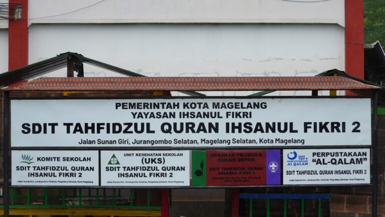 SD IT Tahfidzul Qur'an Ihsanul Fikri 2, Sekolah Penghafal Al Quran Terbaik di Magelang, SD Islam Terpadu Magelang, Sekolah Tahfidz Magelang, Target hafalan Al-Qur'an anak SD, Metode Al Barqu, Kurikulum JSIT Magelang.